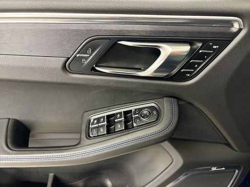 Used 2023 Porsche Macan GTS image 23