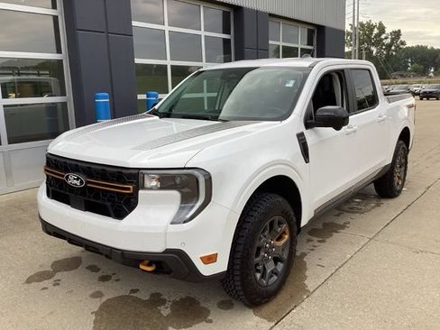 Used 2025 Ford Maverick Tremor AWD/4WD image 2
