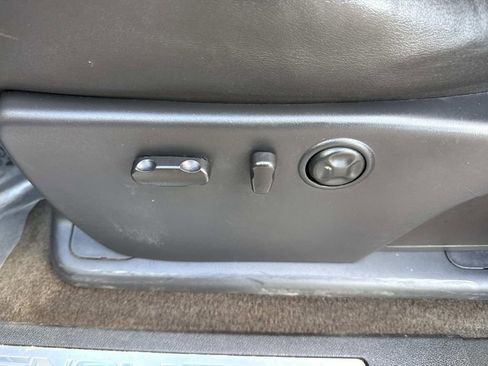 Used 2014 GMC Sierra 3500 Denali image 26