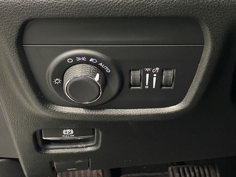 New 2026 Jeep Grand Cherokee Altitude AWD/4WD image 26