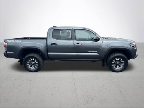 Used 2021 Toyota Tacoma TRD Off-Road w/ Technology Package AWD/4WD image 6