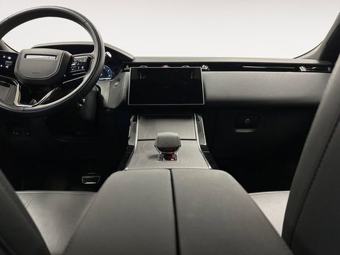 Used 2025 Land Rover Range Rover Velar Dynamic SE image 11