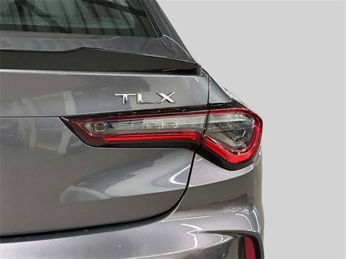 Used 2022 Acura TLX w/ A-SPEC Pkg image 11