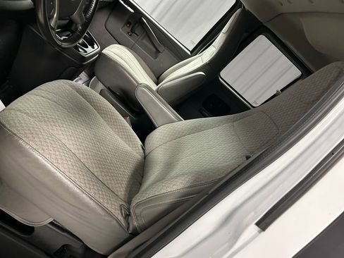 Used 2017 Chevrolet Express 2500 LS RWD image 10