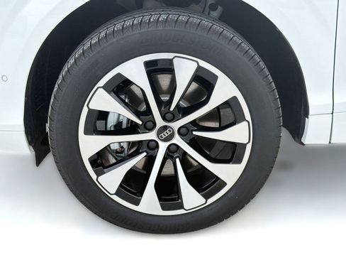 New 2026 Audi Q3 quattro 2.0T AWD/4WD image 12