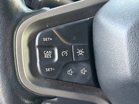 Used 2021 Ford Bronco Black Diamond AWD/4WD image 9
