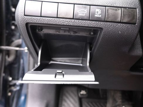 Used 2019 Toyota Camry LE FWD image 24