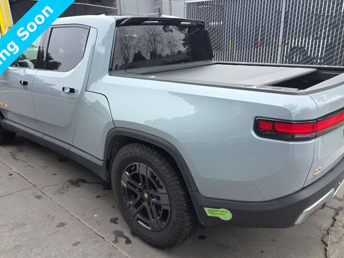 Used 2022 Rivian R1T Adventure image 4