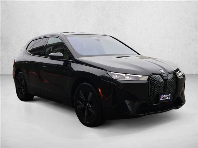 Certified 2024 BMW iX xDrive50 w/ Premium Package AWD/4WD image 4