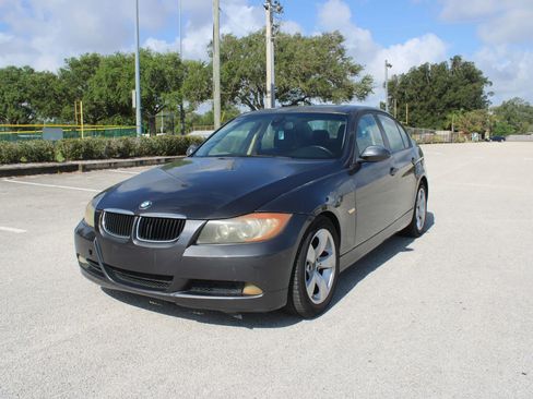 Used 2006 BMW 325i Sedan RWD image 24