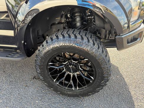 Used 2020 Ford F150 Raptor w/ Equipment Group 802A Luxury AWD/4WD image 25