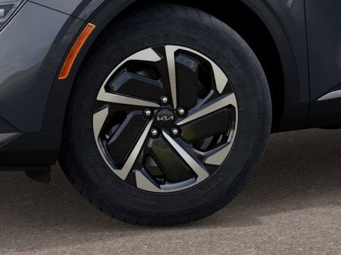 New 2025 Kia Sportage LX FWD image 9