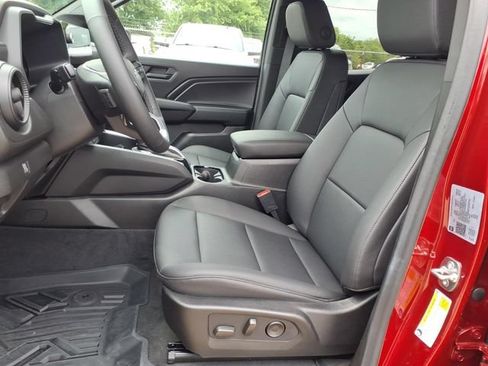 Used 2026 Chevrolet Colorado Trail Boss AWD/4WD image 10