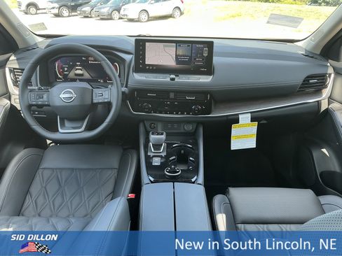 New 2026 Nissan Rogue Platinum w/ Platinum Premium Package image 5