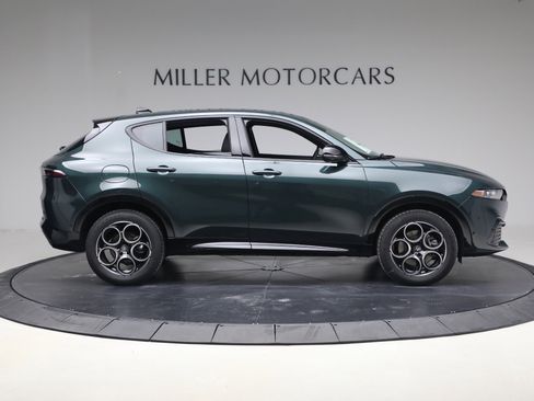 New 2026 Alfa Romeo Tonale Sprint w/ Black Premium Package image 9