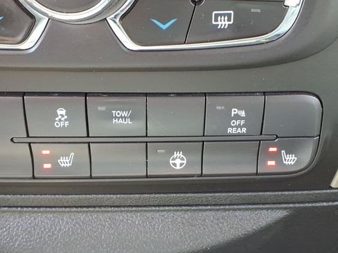 Certified 2019 RAM 1500 Warlock w/ Luxury Group AWD/4WD image 18
