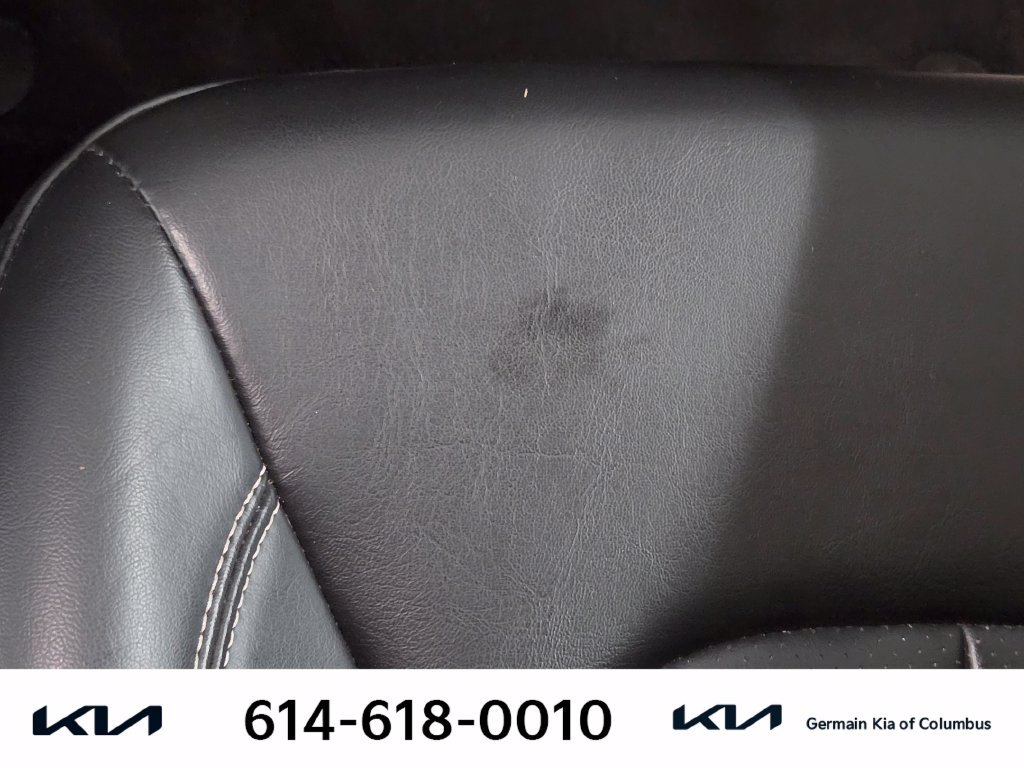 Used 2023 Chrysler Pacifica Touring-L FWD image 26