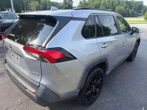Used 2019 Toyota RAV4 XLE Premium w/ Advanced Technology Package FWD image 5