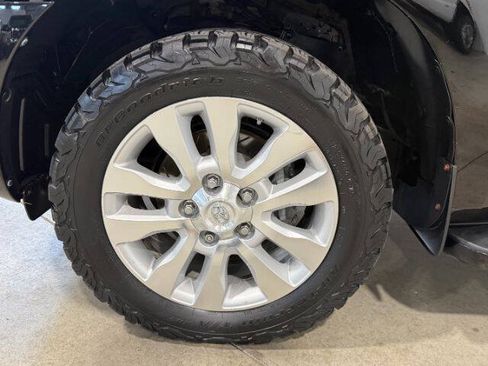 Used 2014 Toyota Sequoia Platinum AWD/4WD image 12