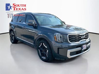 Used 2024 Kia Telluride S w/ S Sunroof Package