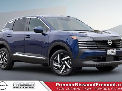 New 2025 Nissan Kicks SV