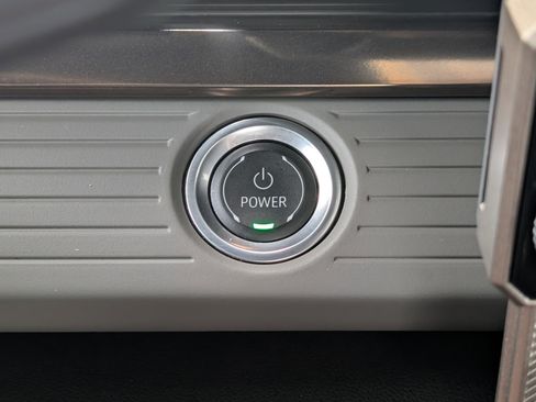 Used 2025 GMC Hummer EV 2X AWD/4WD image 34