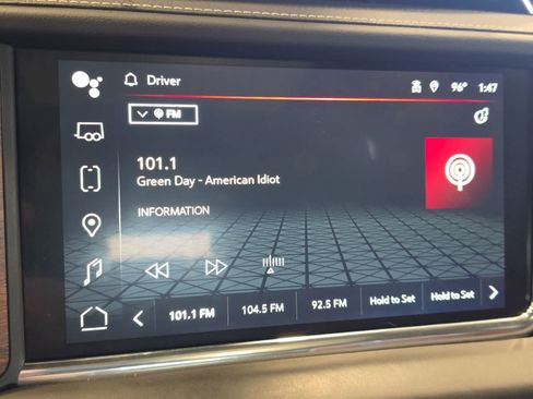 Used 2023 GMC Yukon XL Denali Ultimate AWD/4WD image 32