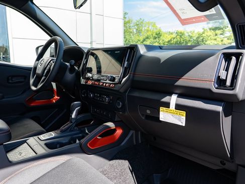 New 2026 Nissan Frontier PRO-4X w/ Pro-4x Convenience Package AWD/4WD image 29