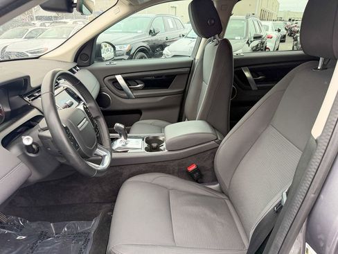 Used 2020 Land Rover Discovery Sport image 14