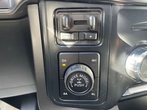 New 2026 Ford F150 Lariat w/ Equipment Group 501A Mid image 16