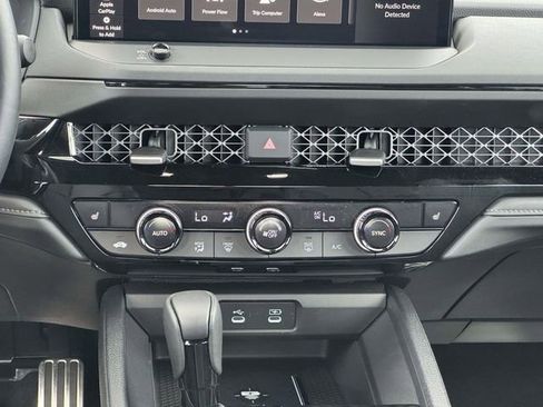 Used 2025 Honda Accord Sport image 18