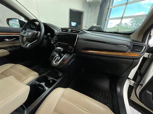 Used 2018 Honda CR-V Touring image 36