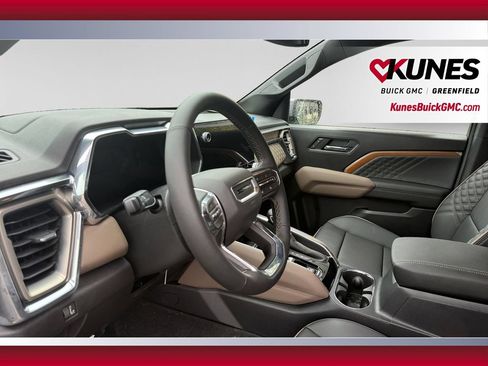 New 2026 GMC Canyon Denali AWD/4WD image 17