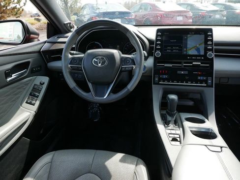 Used 2019 Toyota Avalon Limited w/ All Weather Liner Package FWD image 13