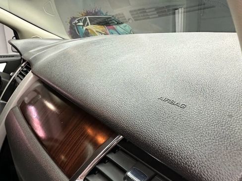 Used 2013 Ford Edge Limited image 30