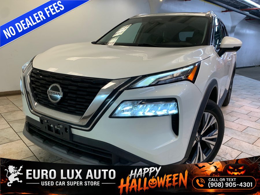 Used 2021 Nissan Rogue SV w/ Premium Package AWD/4WD image 1