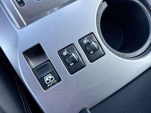 Used 2024 Toyota 4Runner SR5 Premium image 38