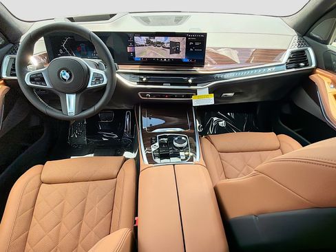 New 2027 BMW X7 xDrive40i w/ M Sport Package AWD/4WD image 15