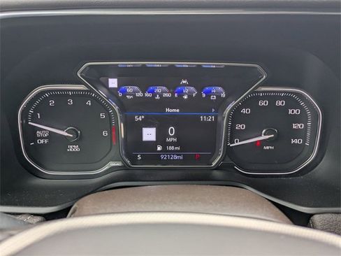 Used 2021 GMC Yukon XL Denali w/ Denali Premium Package image 12