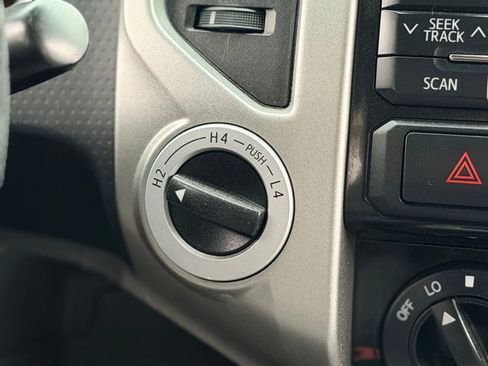 Used 2012 Toyota Tacoma 4x4 Double Cab w/ TRD Off-Road Pkg image 23