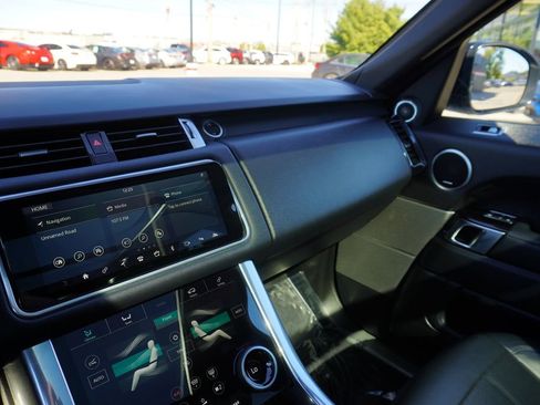 Used 2021 Land Rover Range Rover Sport HSE Silver Edition image 19