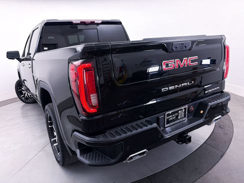 Used 2023 GMC Sierra 1500 Denali w/ Denali Reserve Package AWD/4WD image 5