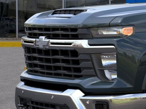 New 2026 Chevrolet Silverado 2500 LT w/ All Star Edition AWD/4WD image 13