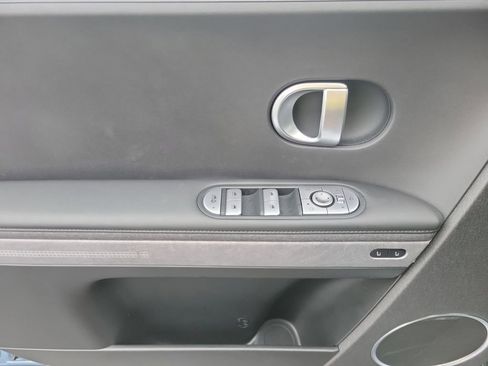 Used 2023 Hyundai Ioniq 5 Limited image 14