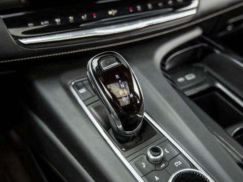 Used 2023 Cadillac Escalade V image 34