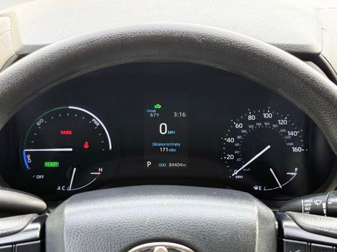 Used 2022 Toyota Sienna LE FWD image 51