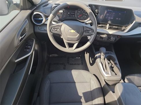 New 2026 Chevrolet Trax LS image 16