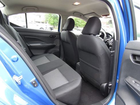 Used 2023 Nissan Versa S FWD image 21