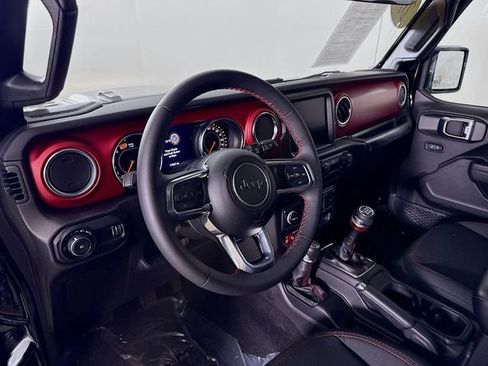 Used 2023 Jeep Wrangler Rubicon image 9