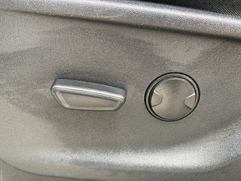 Used 2023 Ford F150 XLT RWD image 12
